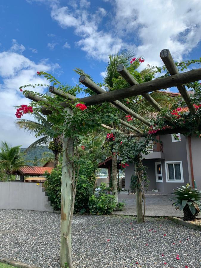 Casa Paradisiaca Na Lagoa Da Conceicao Florianópolis Exteriör bild