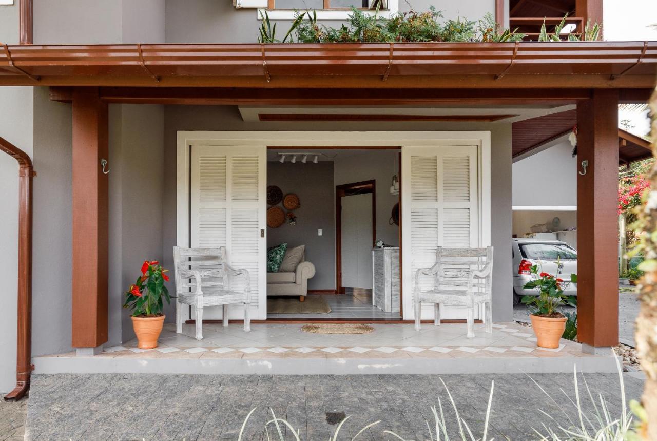 Casa Paradisiaca Na Lagoa Da Conceicao Florianópolis Exteriör bild